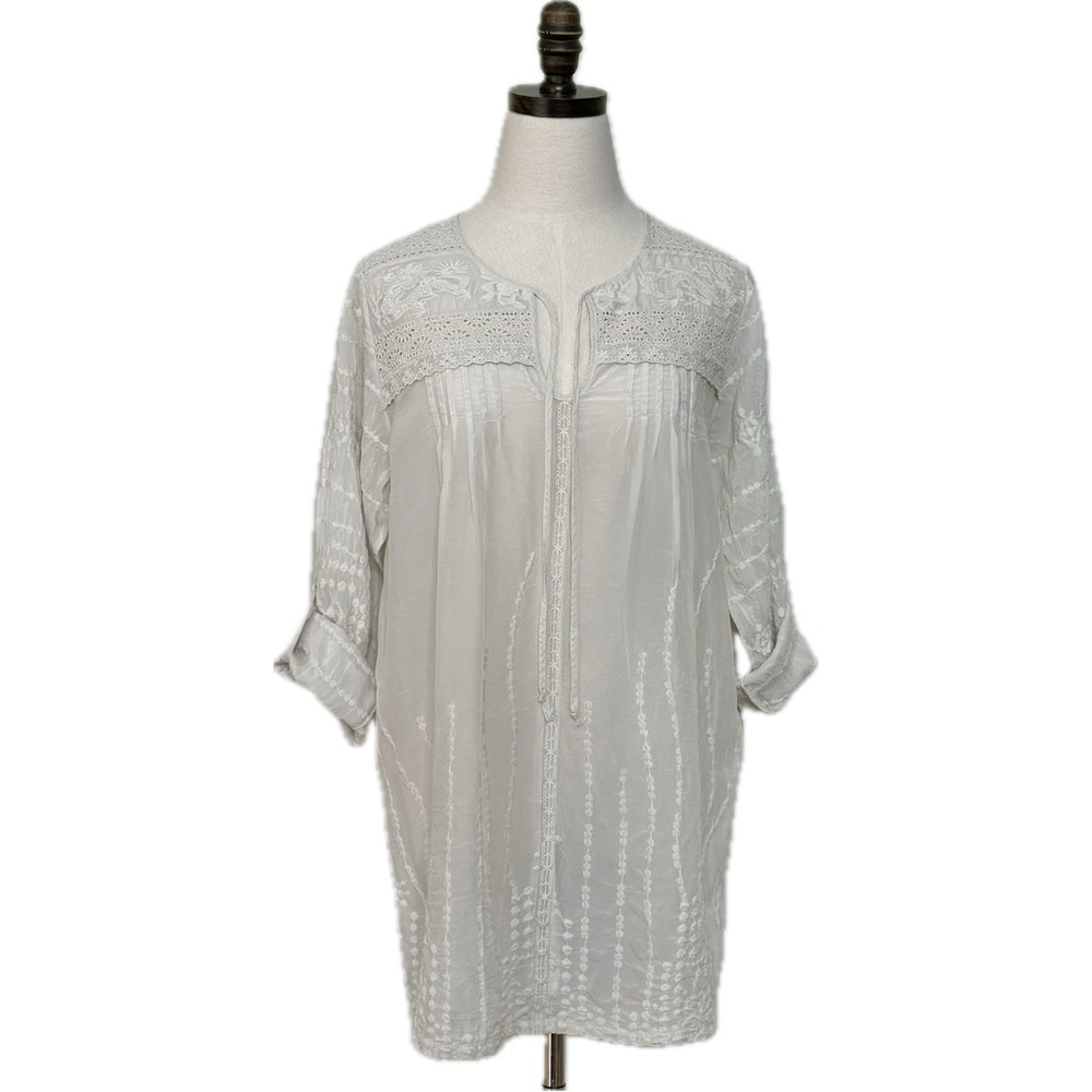 Johnny Was | Off White/Ivory Eyelet Lace Embroidered Tunic Blouse, Size Medium